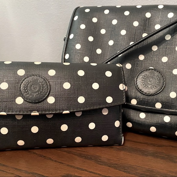 Liz Claiborne cross body bag and wallet - Picture 4 of 13